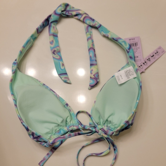 NWT Colorful Heart Pattern Bikini Top. - Picture 2 of 2